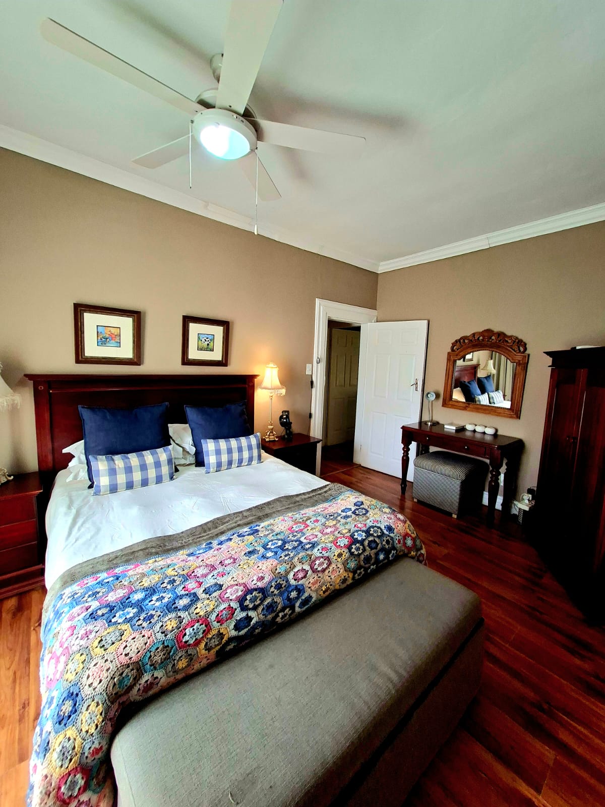 Rosemary Suite bedroom